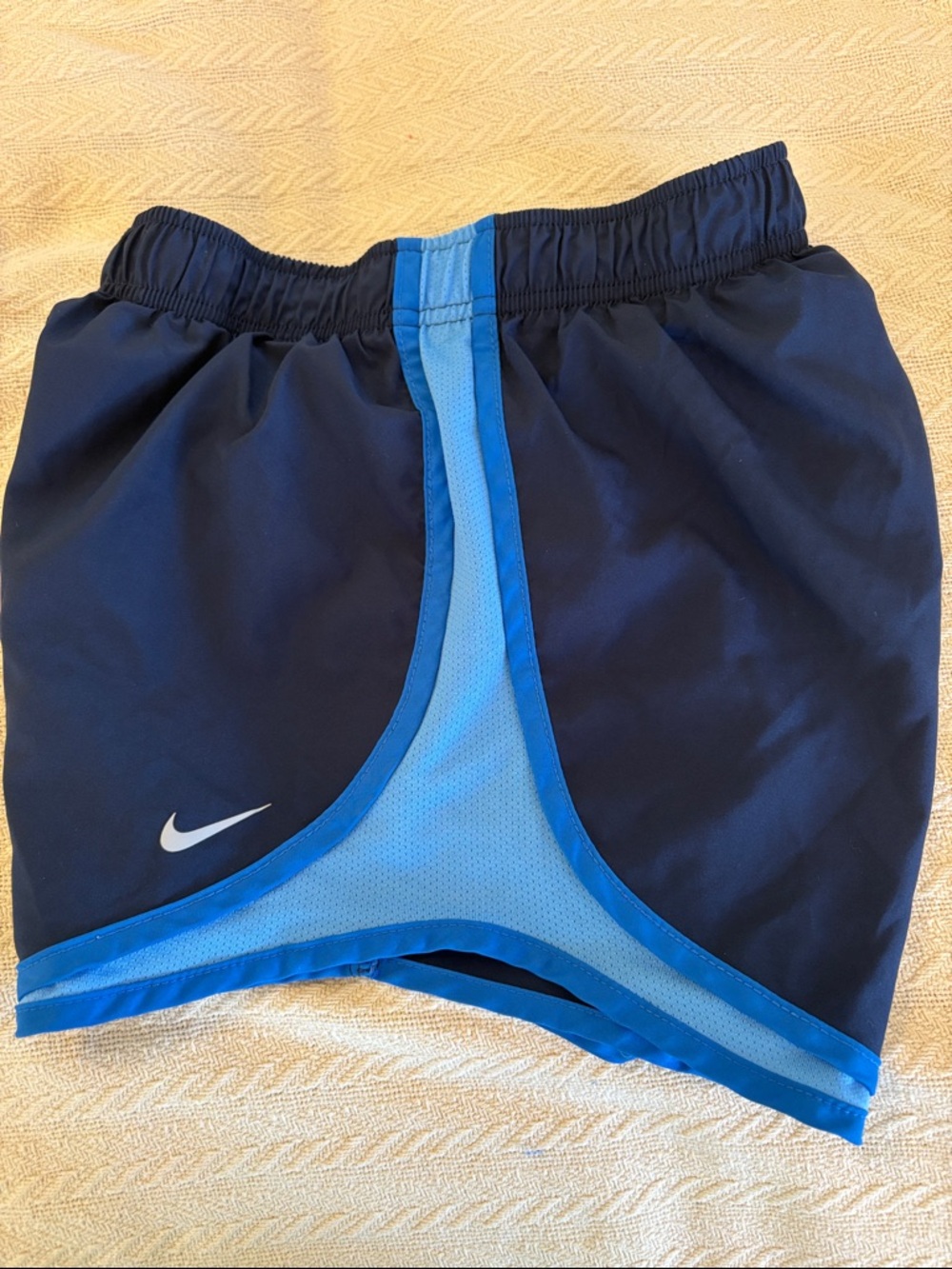 NWOT XS Nike Navy Blue and Light Blue Training running Shorts Kids?